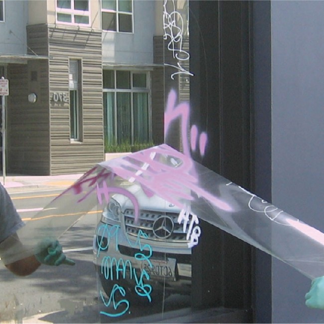 Film de protecció anti-graffiti.